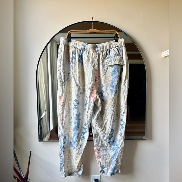 CHARLIE B | linen floral drawstring pants | size xl - Picture 2 of 4